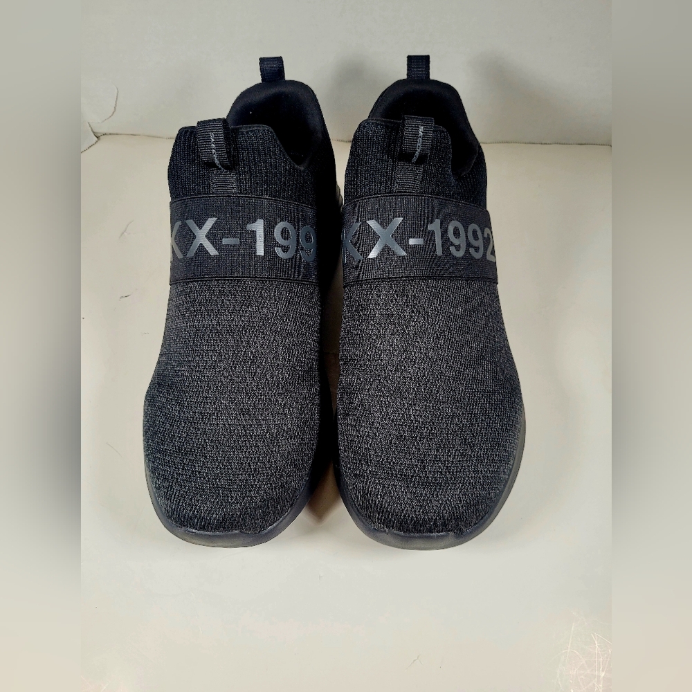 Almost New-Men's Shoes/Sneakers, Size 10.5 Wide Fit Skechers